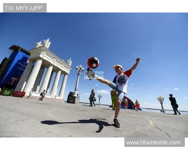 足球明星蛇纹身图案全解析展现个性与魅力的艺术之旅